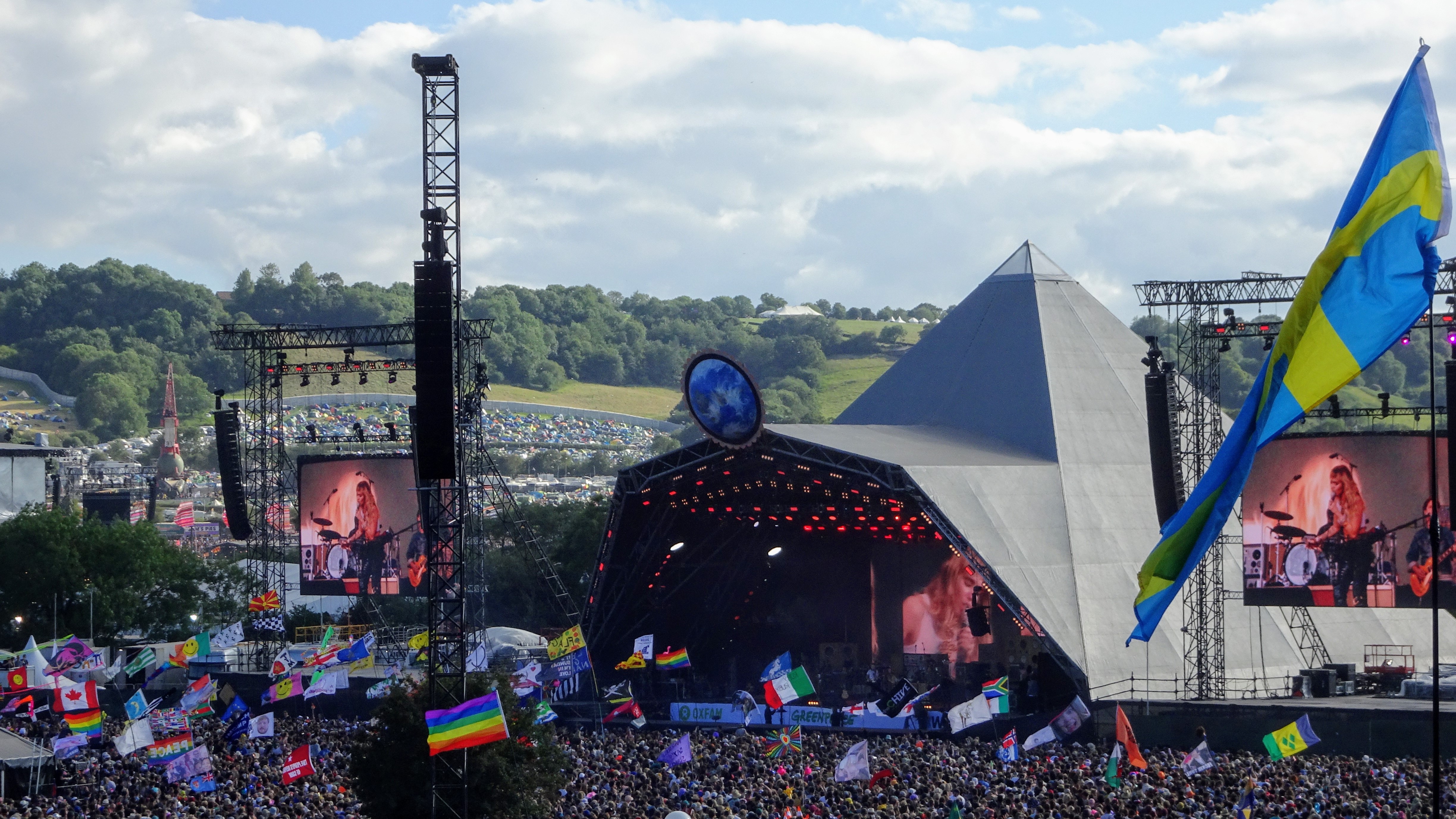 Miley Cyrus Pyramid Stage 2019