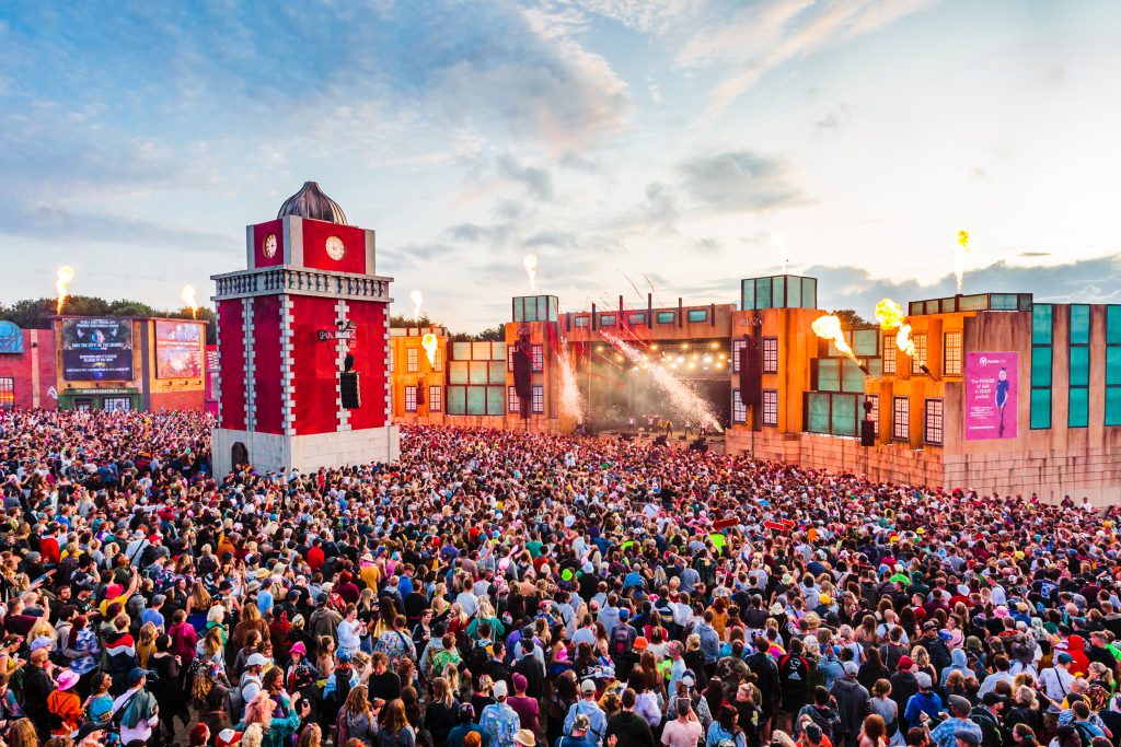 11 Boomtown Festival 2019 Sunday TownCentre SaltnPepa LucasSinclair 11 Boomtown Festival 2019 Sunday TownCentre SaltnPepa LucasSinclair