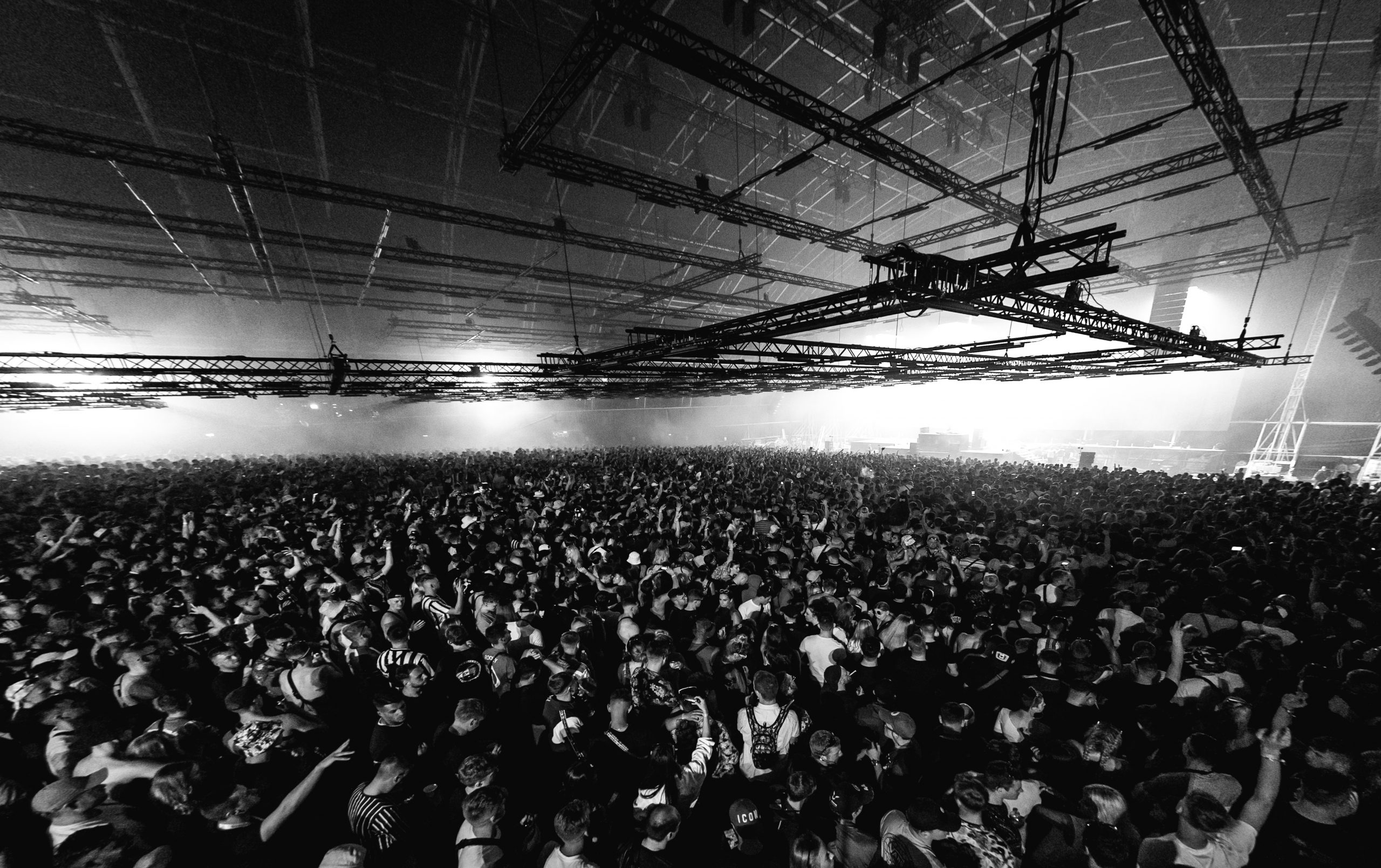 Creamfields Steel Yard Eric Prydz