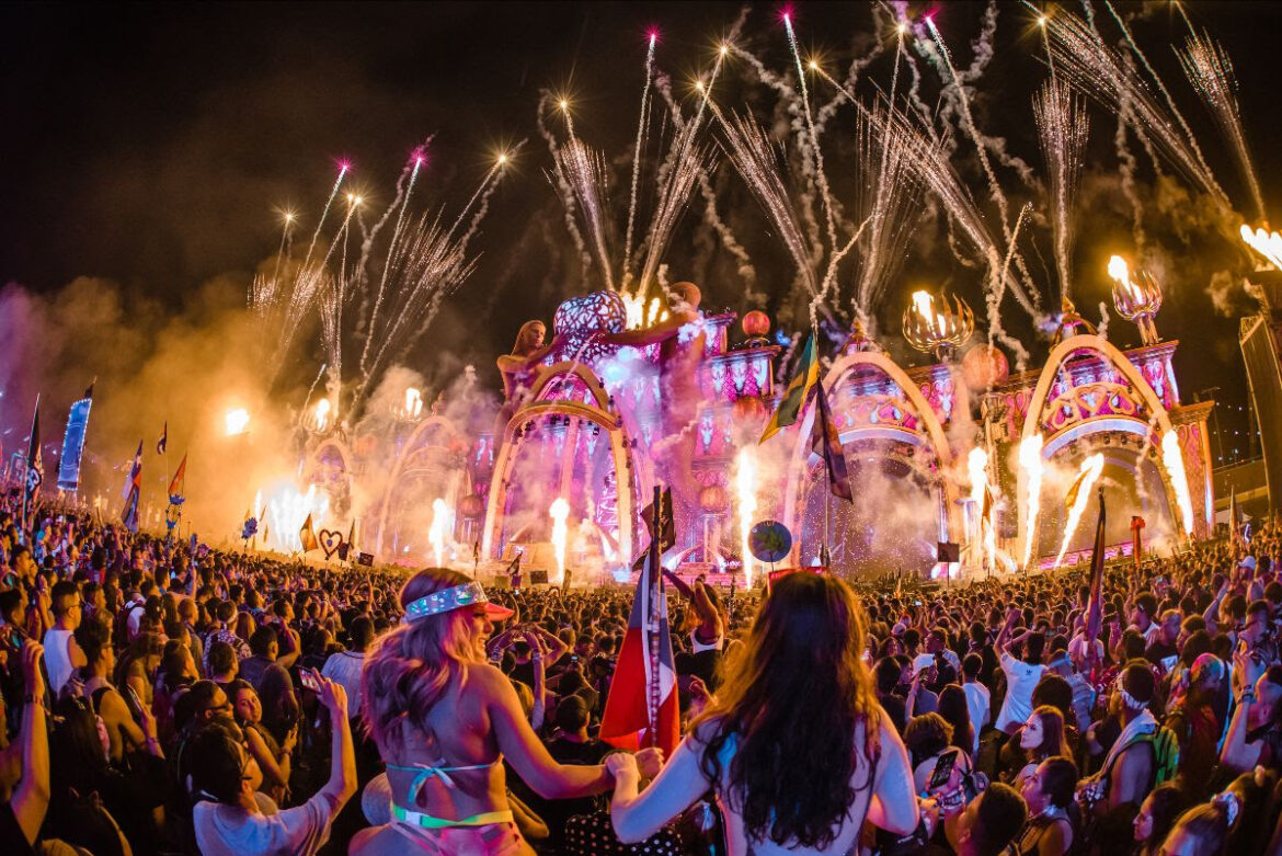 EDC Europe 2021 stage fireworks