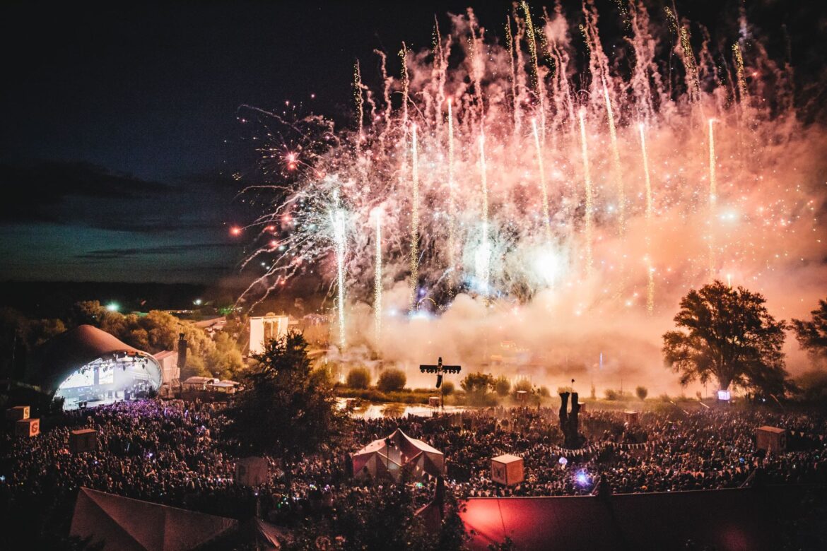 Secret Garden Party Saturday Spectacular