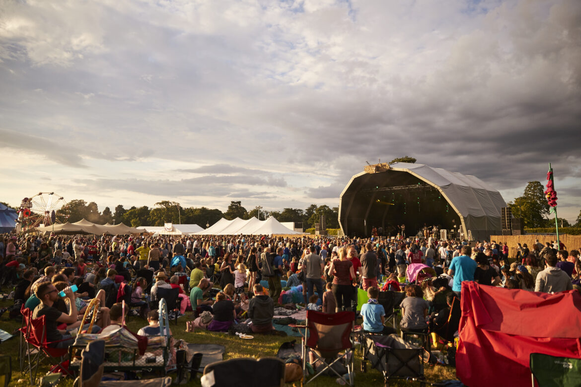 Deer Shed main stage