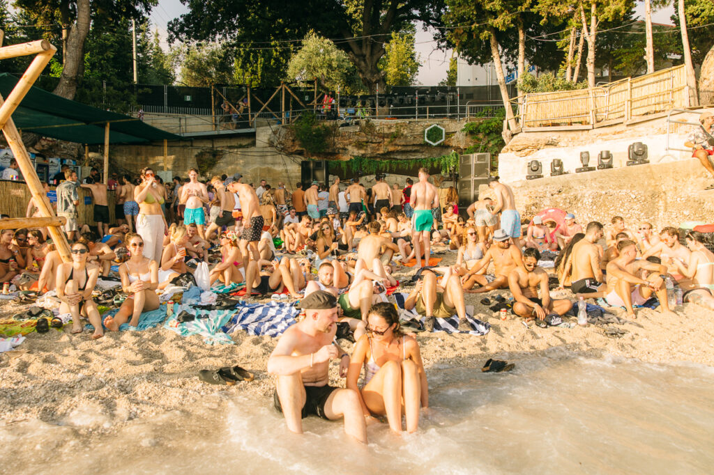 ION Festival beach crowd