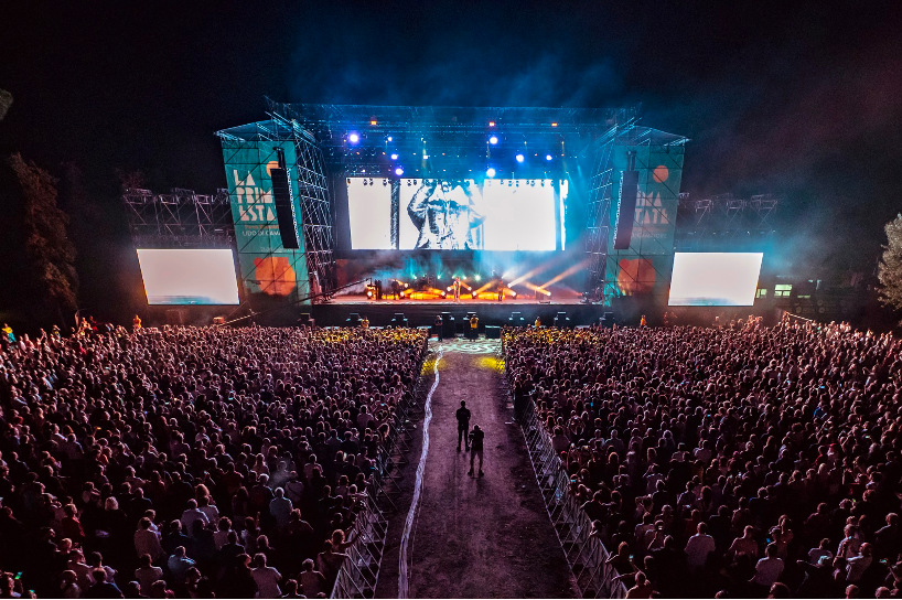 La Prima stage