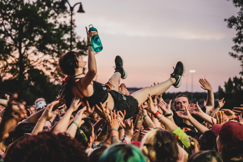 Photo May 29 5 49 19 AM So What?! Festival crowdsurfing