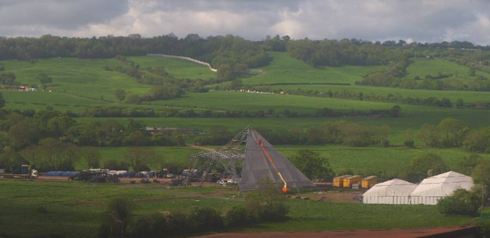 Pyramid Stage covers going up