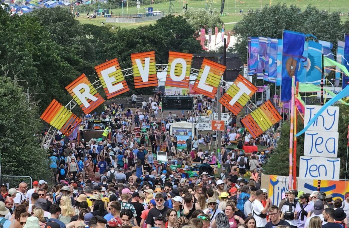 Glastonbury Revolt sign