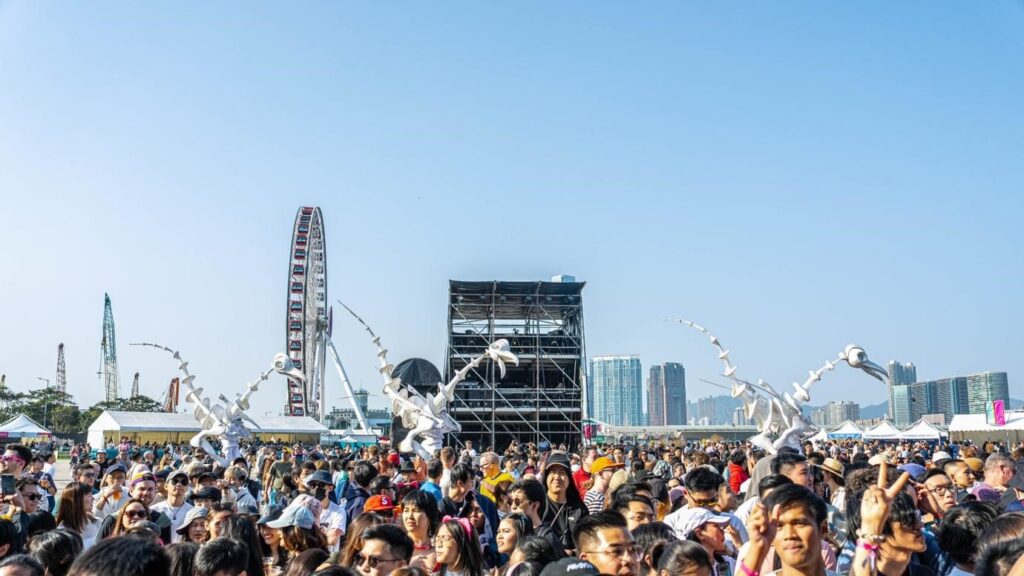 Clockenflap crowd
