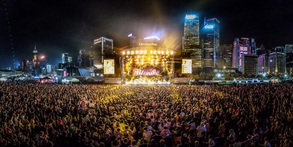 Clockenflap night