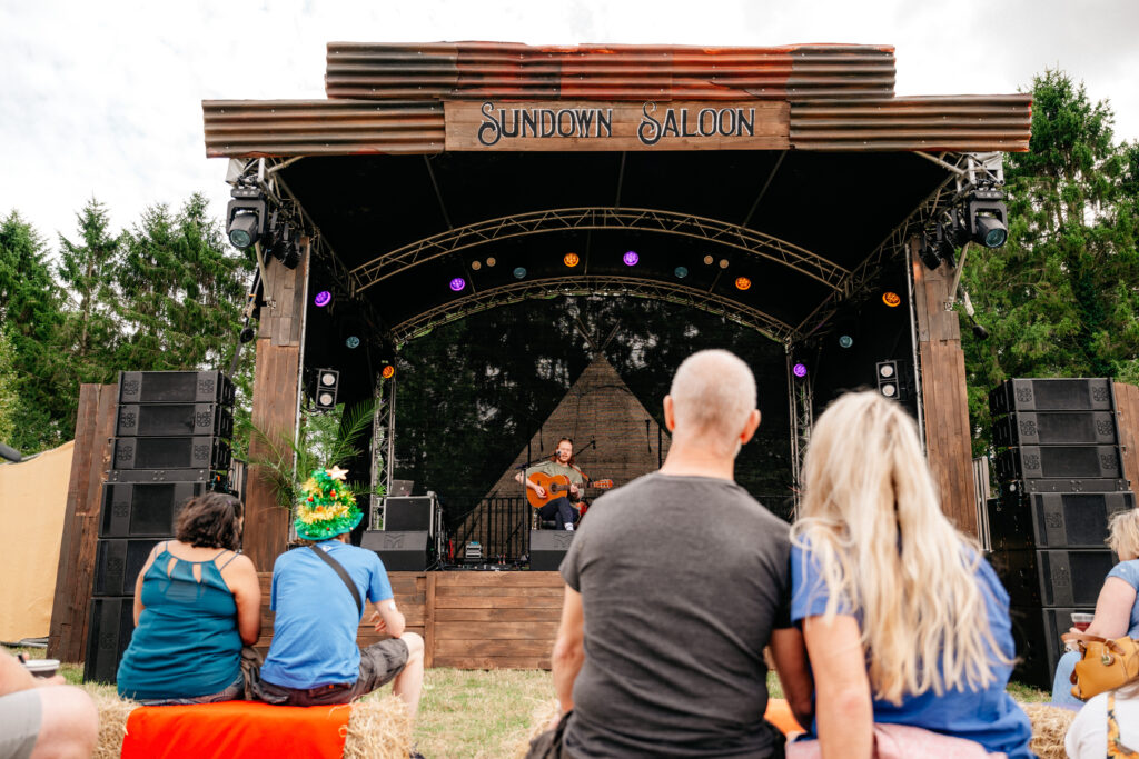 BF2023 JAMESBRIDLE FRI 4928 2 Big Feastival stage daytime