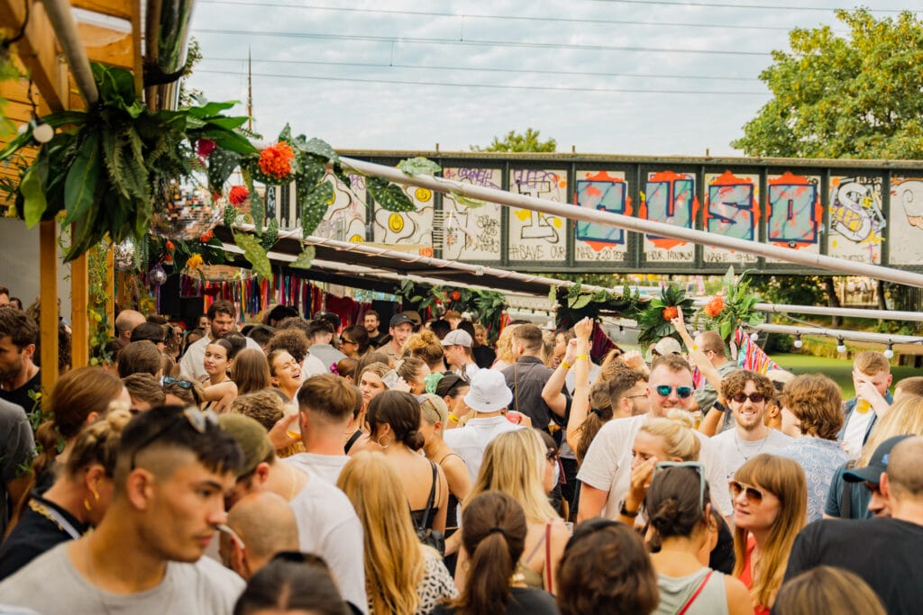 SecretsundazeMultiMulti @benedictpriddy 400438 Secretsundaze Multi Multi Festival Hackney Wick