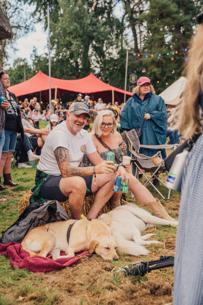 TLR23 AW Gen DSC00069 The Long Road Festival dogs people sat in crowd
