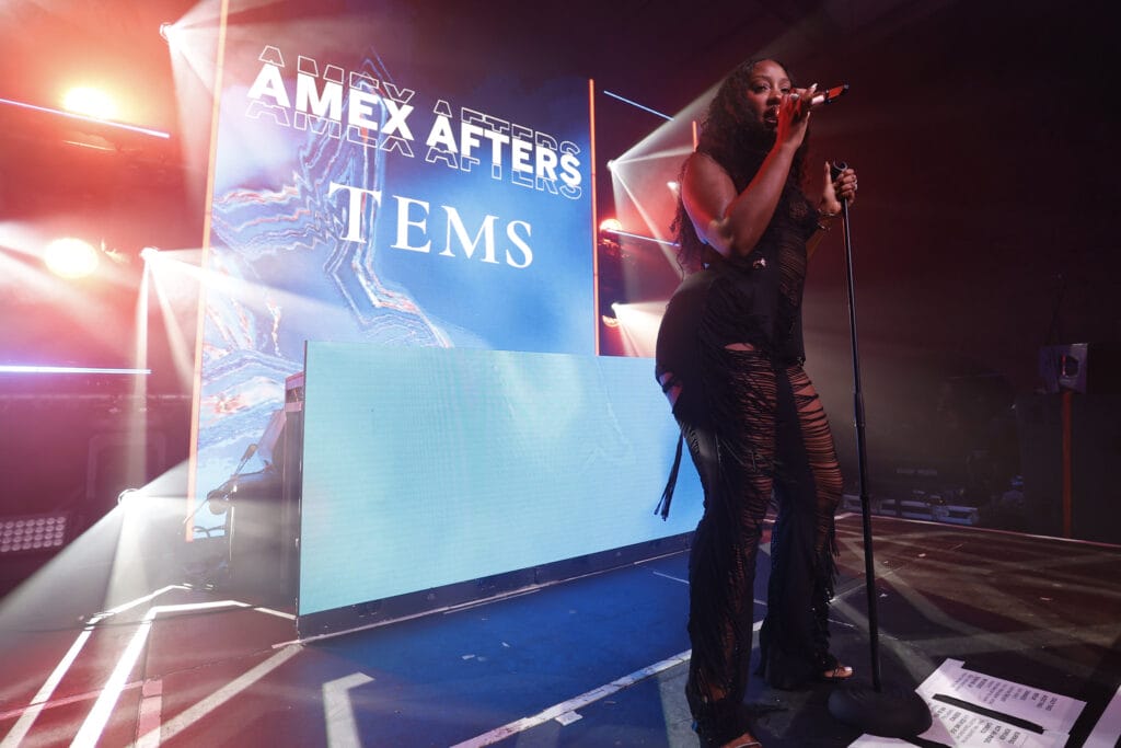 53930225890 70fdfc0c46 k Tems at Amex Afters