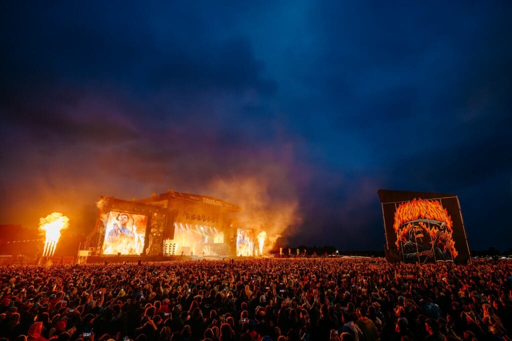 Download Festival main stage fire