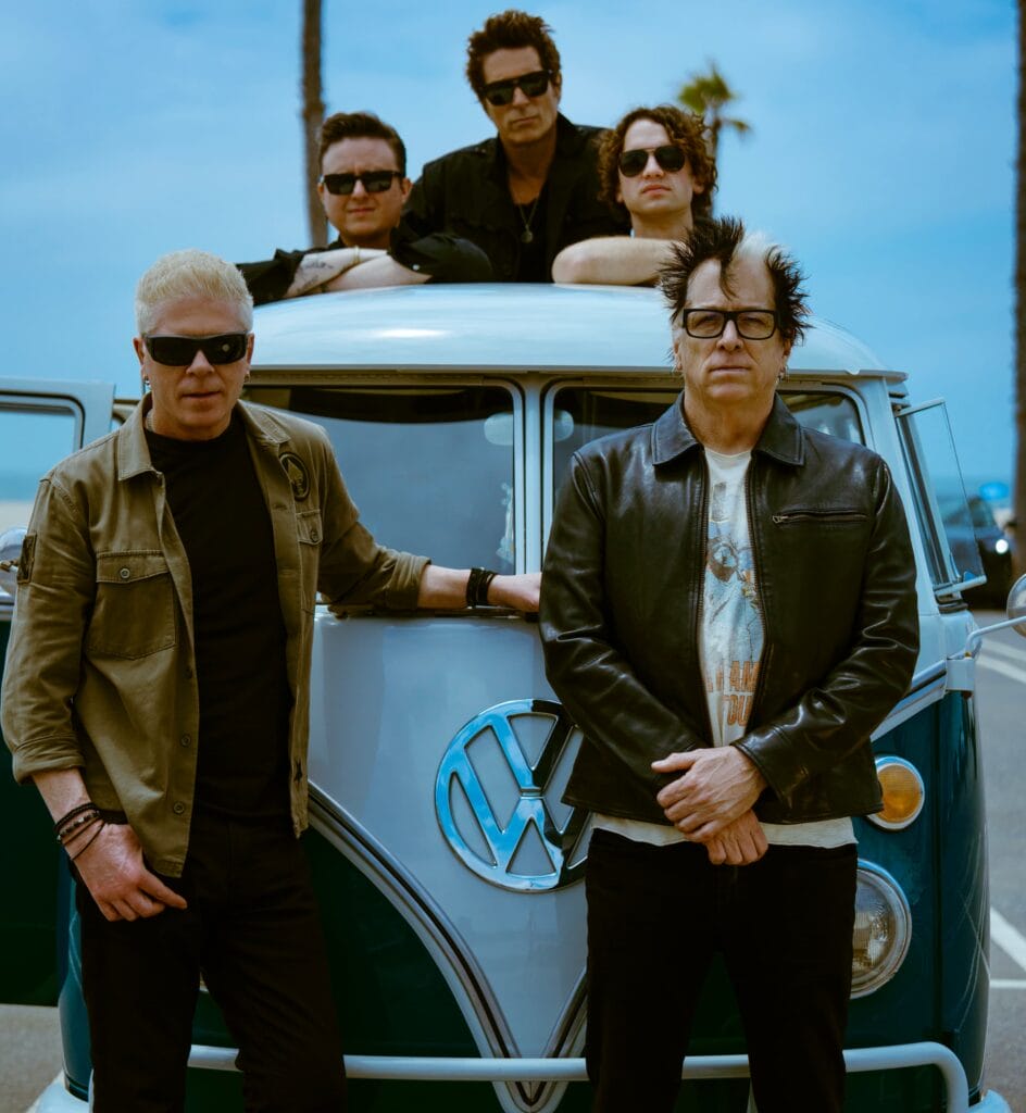 Full band DSC01560 Daveed Benito The Offspring band photo