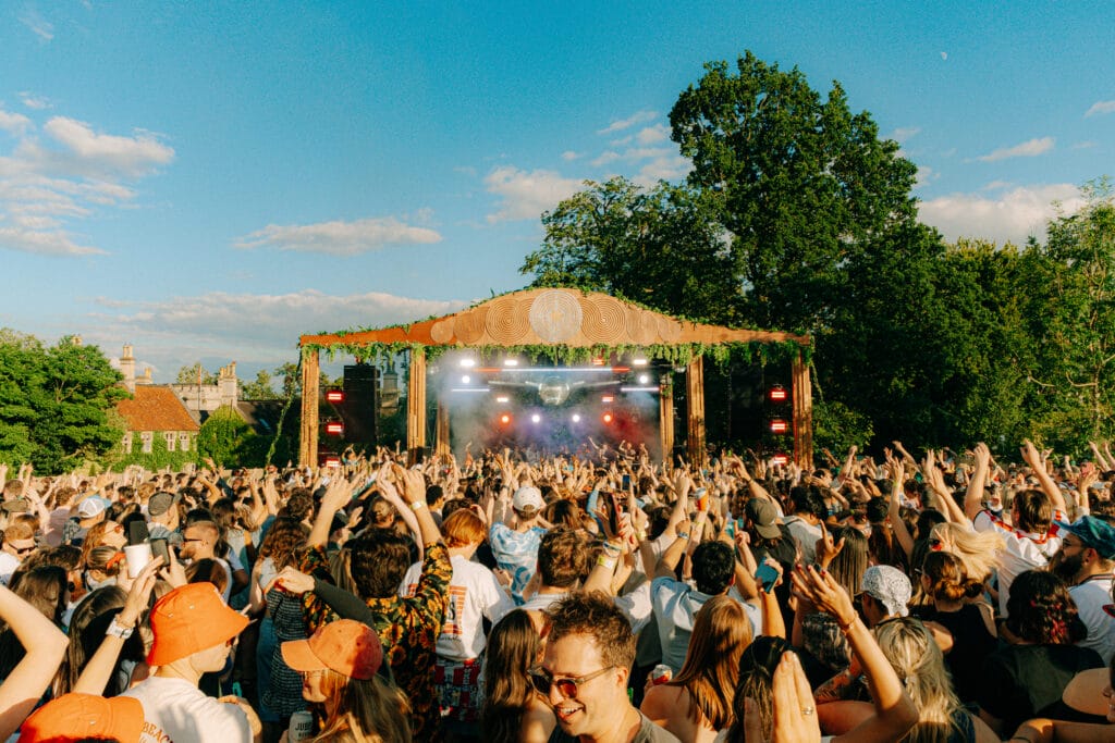 Labyrinth TM July24 @benedictpriddy 03864 Ben Madness at the Manor stage