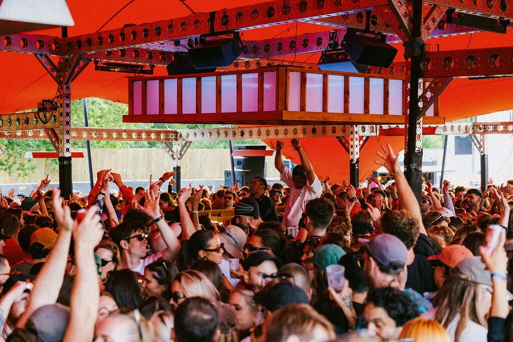 250525 GALA 2025 JakeDavis @jakephilipdavis @khromacollective 1205 GALA crowd in tent