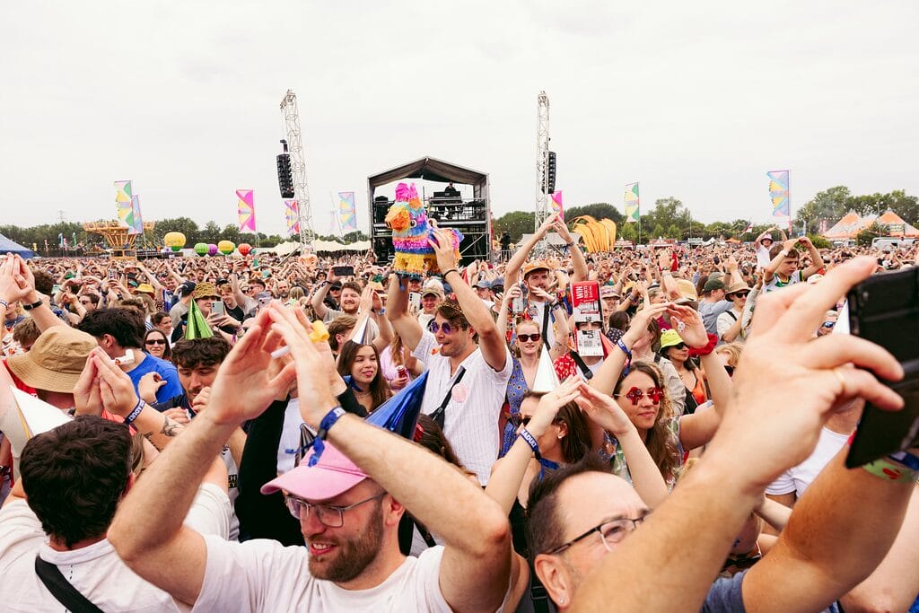 GOSH R6MK2 TRUCK STAGE OSO 27.07.25 6 Crowd at Truck Festival