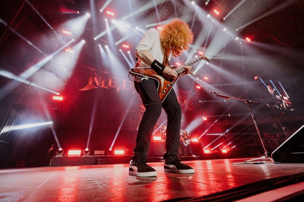 MEGADETH BEHIND THE MASK IMAGE 3 Cred. Ryan Chang Megadeth guitarist on stage
