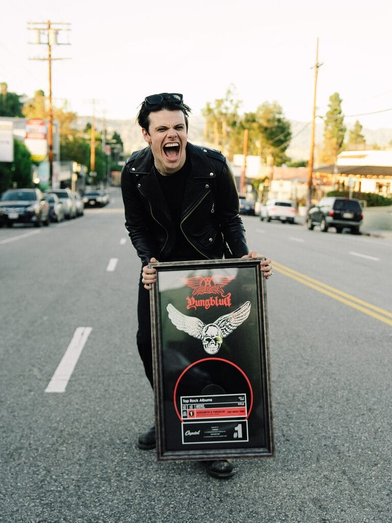 YUNGBLUDnumber1inrockcharts Yungblud with US Billboard Top 10